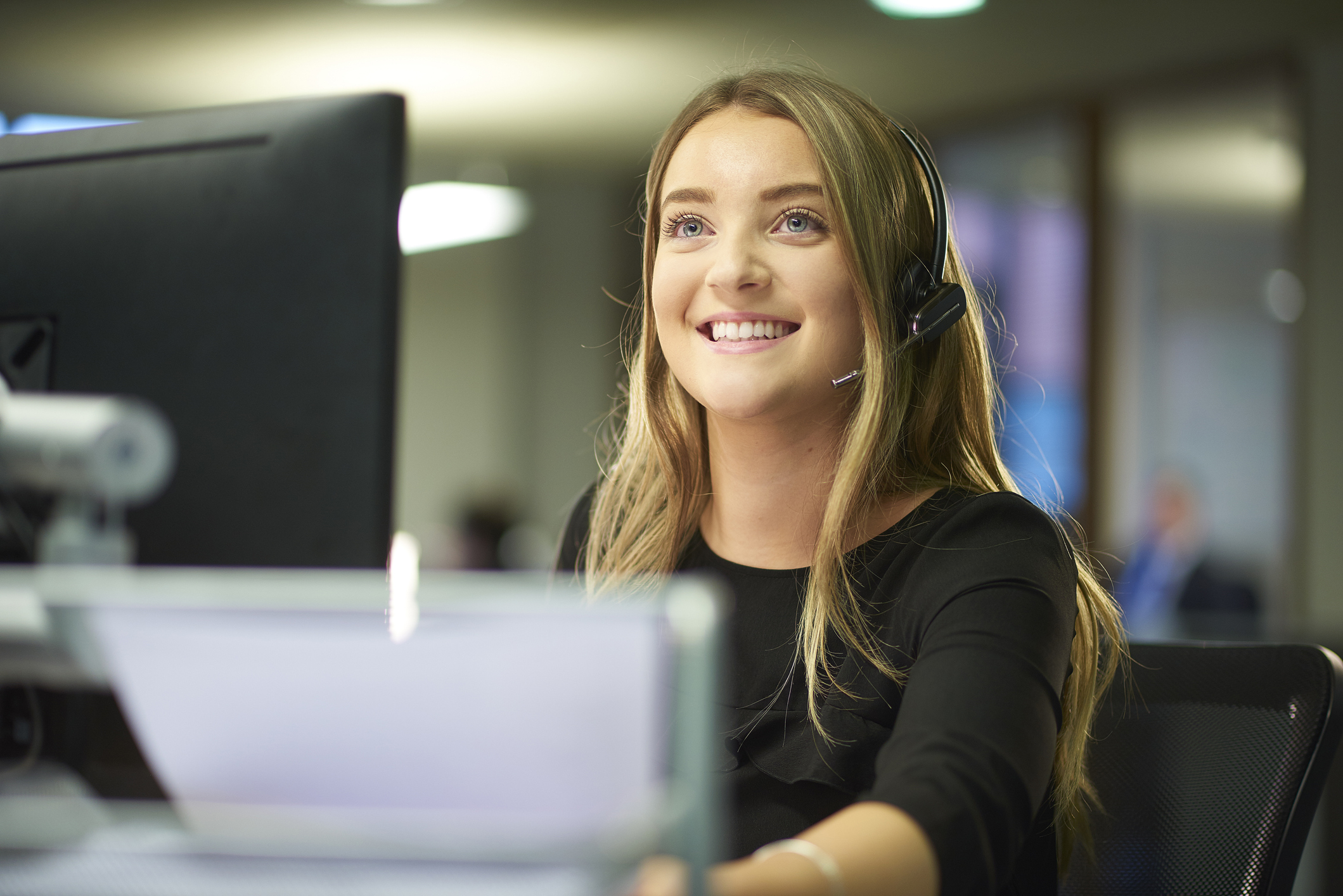 receptionist-with-headset.jpg